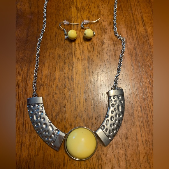Jewelry - Yellow & Silver Necklace and Earrings